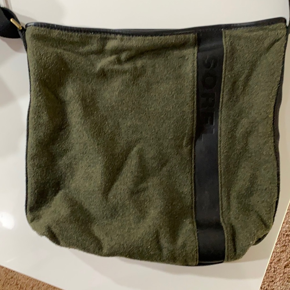 Sorel purse